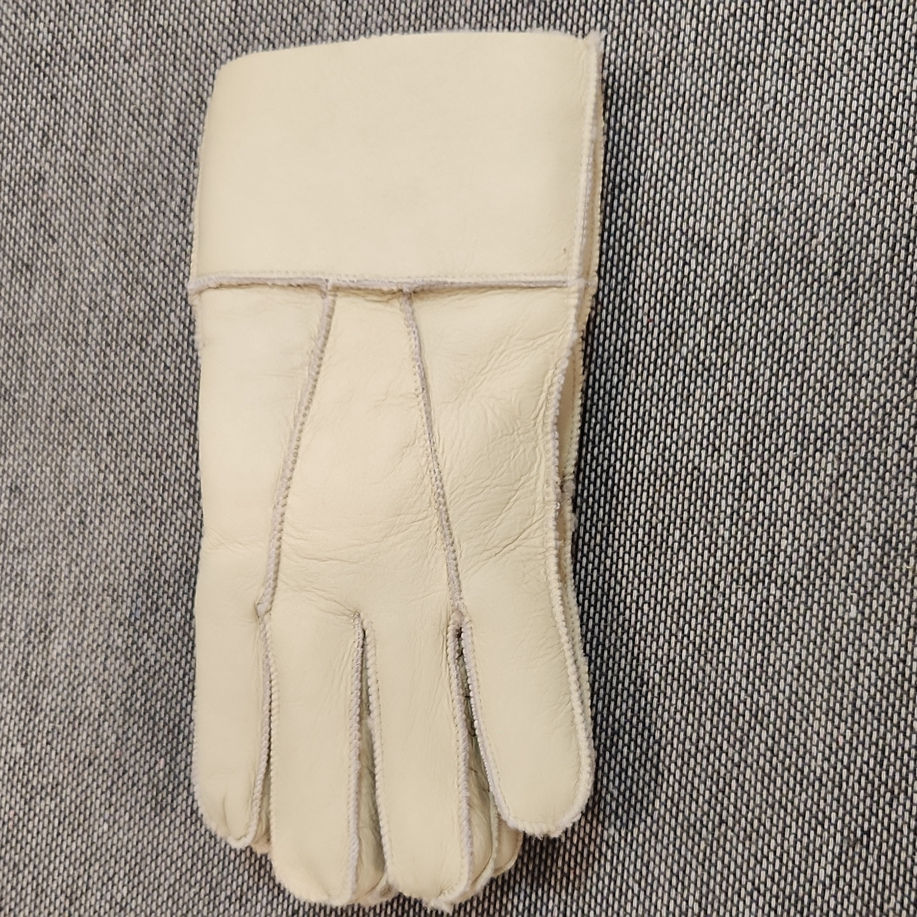 New Leather And Shearling Cream Gloves